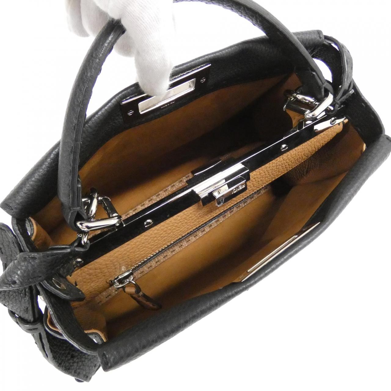 フェンディ SELLERIA ピーカブー 8BN290 Q0J バッグ