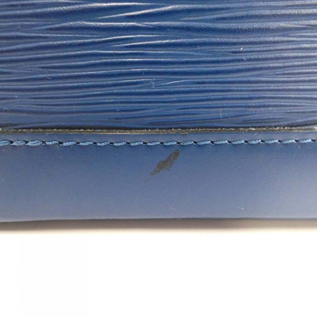 ルイヴィトン エピ アルマ PM M52145+J00275 バッグ