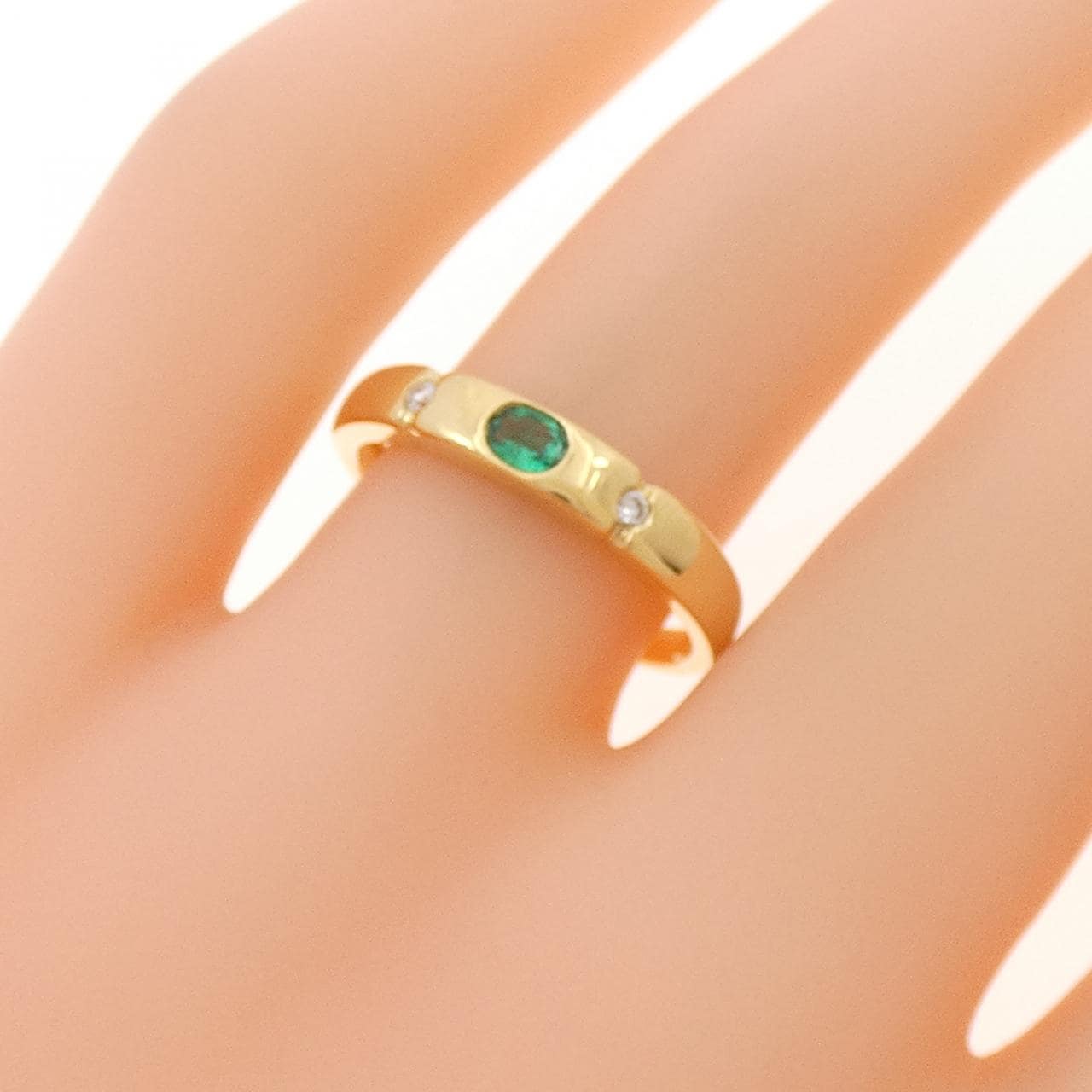 750YG エメラルド リング