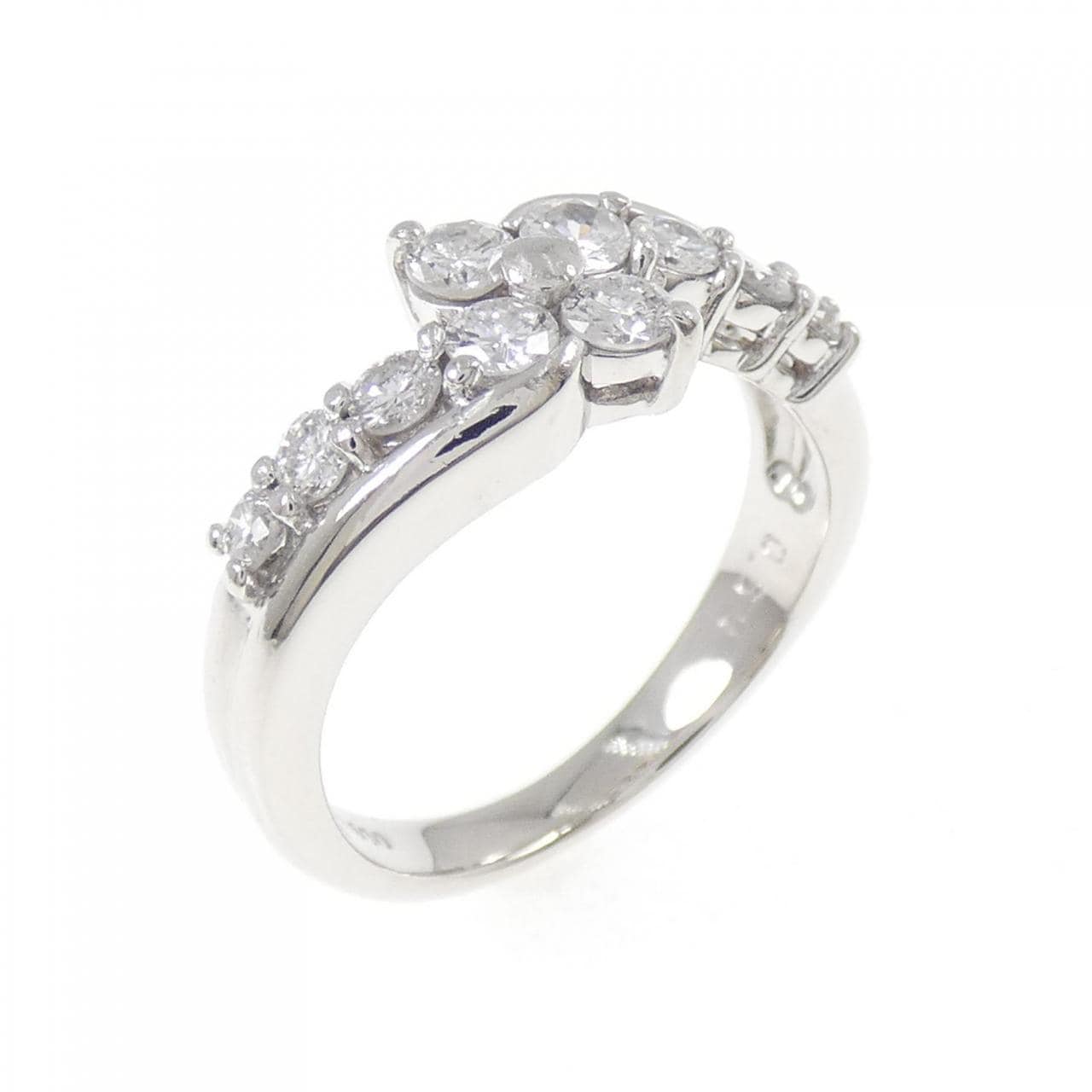 PT900 フラワー ダイヤモンド リング 0.60CT