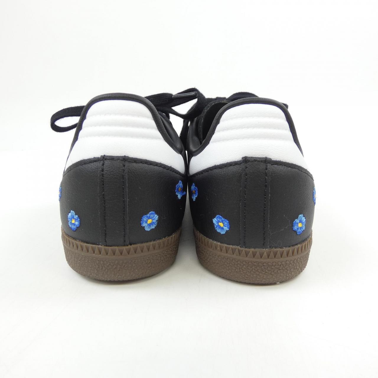 アディダス ADIDAS IF4397 スニーカー