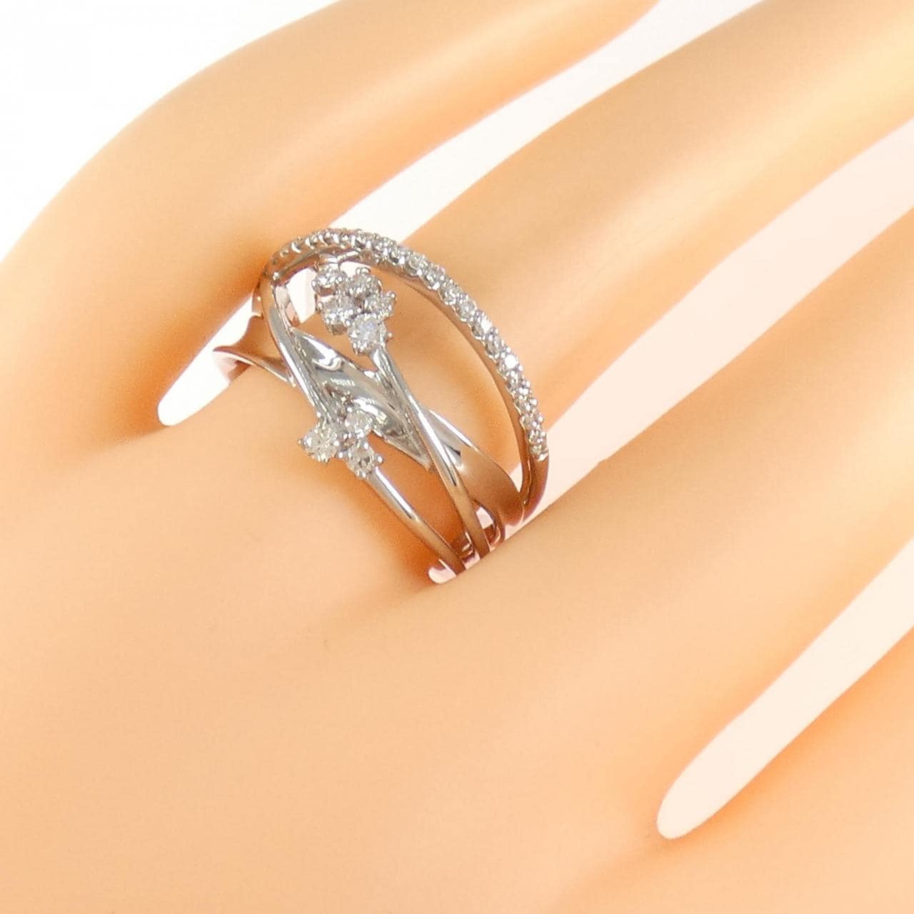 K18WG ダイヤモンド リング 0.33CT