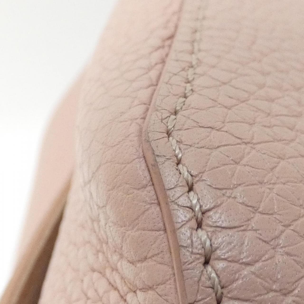 ルイヴィトン トリヨン ヴォルタ M50546 バッグ