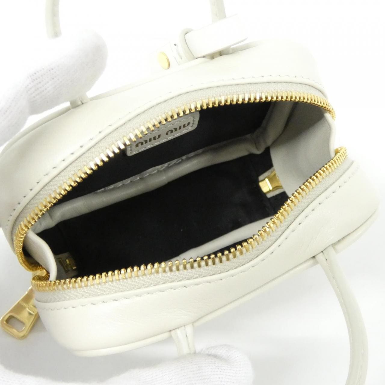 ミュウミュウ 5NR036 バッグチャーム