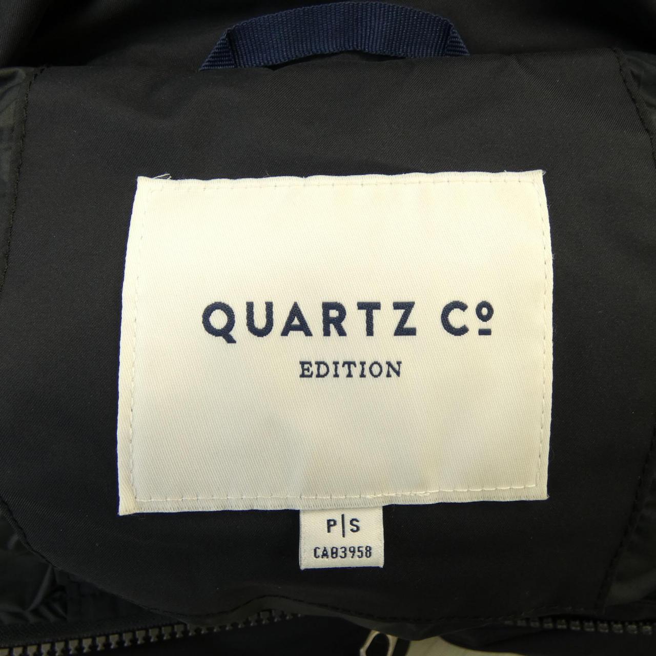 QUARTZ CO ダウンジャケット
