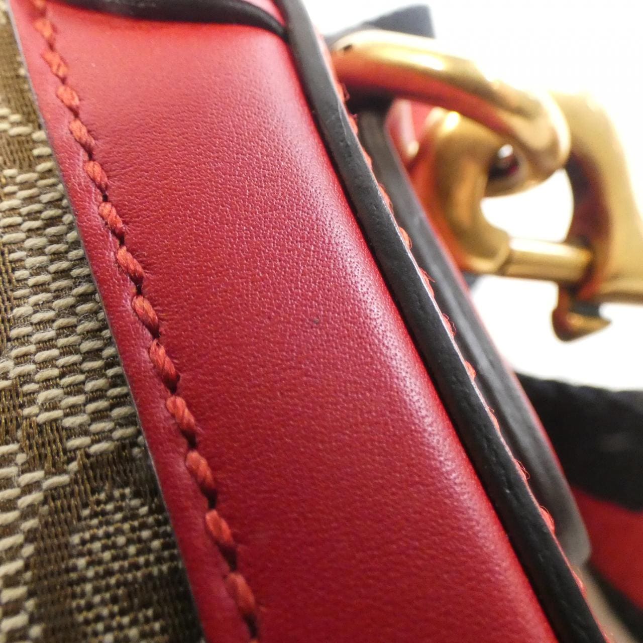 グッチ 384821 KQWQT ショルダーバッグ