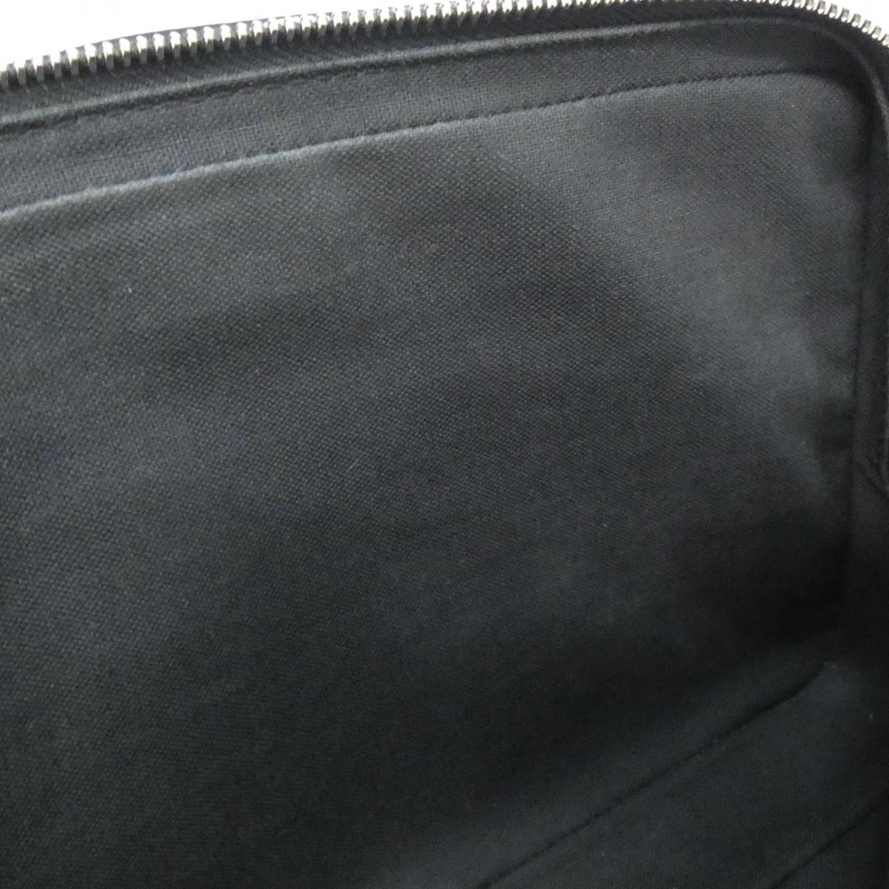 ルイヴィトン タイガ パヴェル M31142 セカンドバッグ