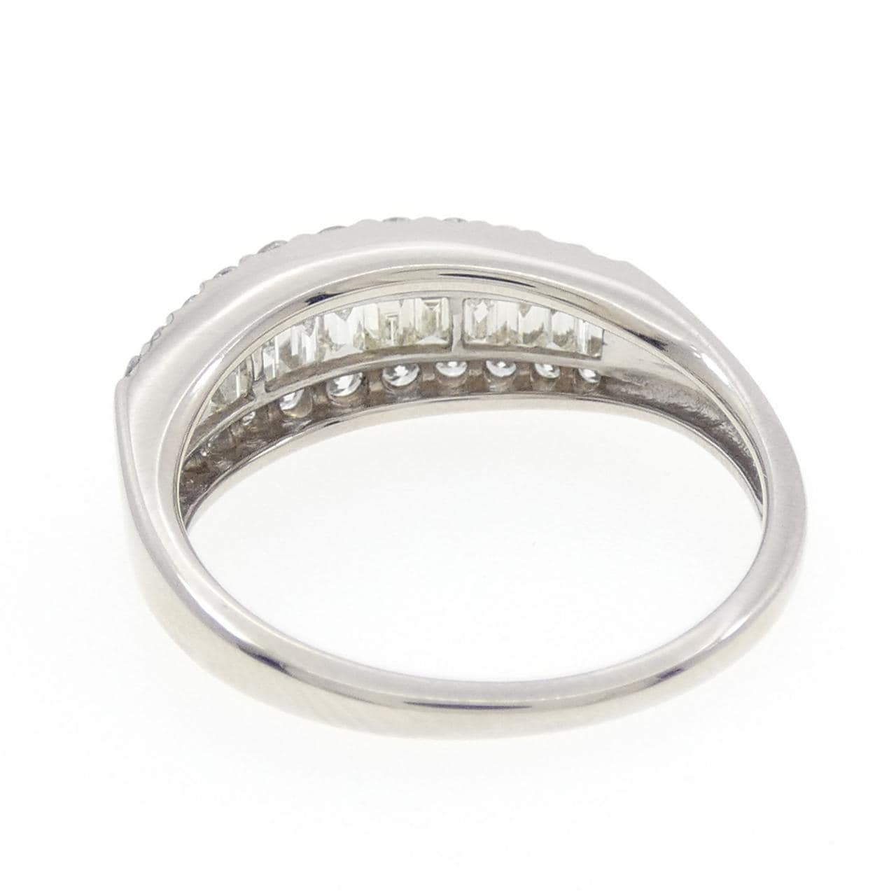 PT900 ダイヤモンド リング 1.00CT