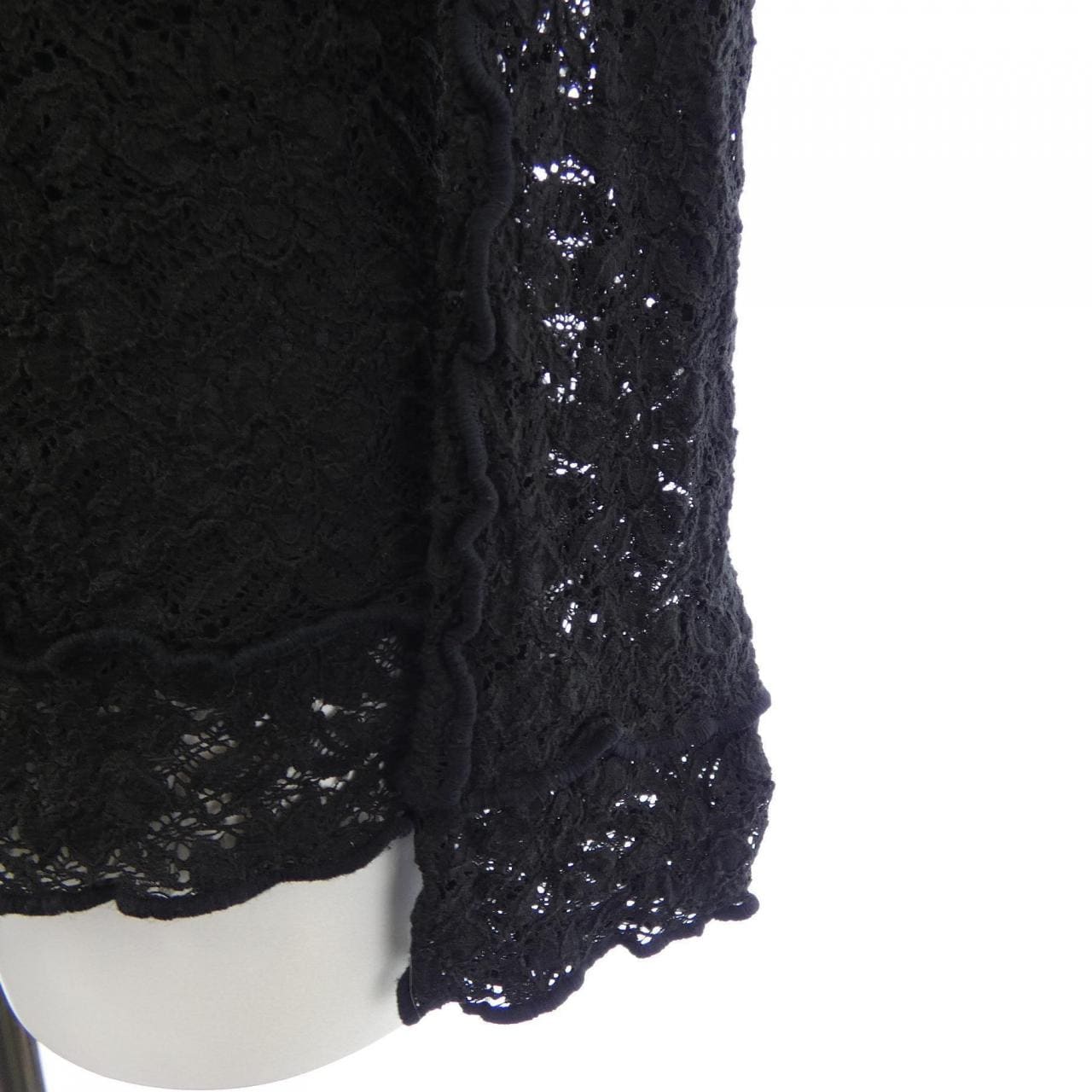 ユキトリイ YUKI TORII トップス