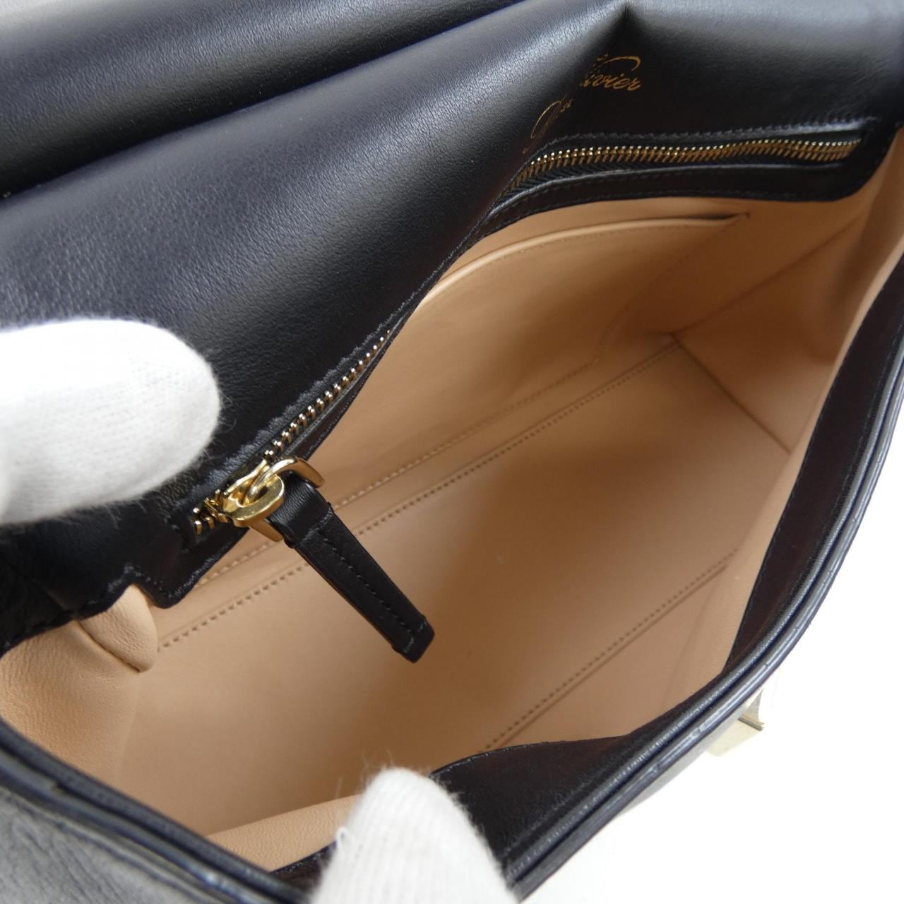 ロジェヴィヴィエ ROGER VIVIER BAG