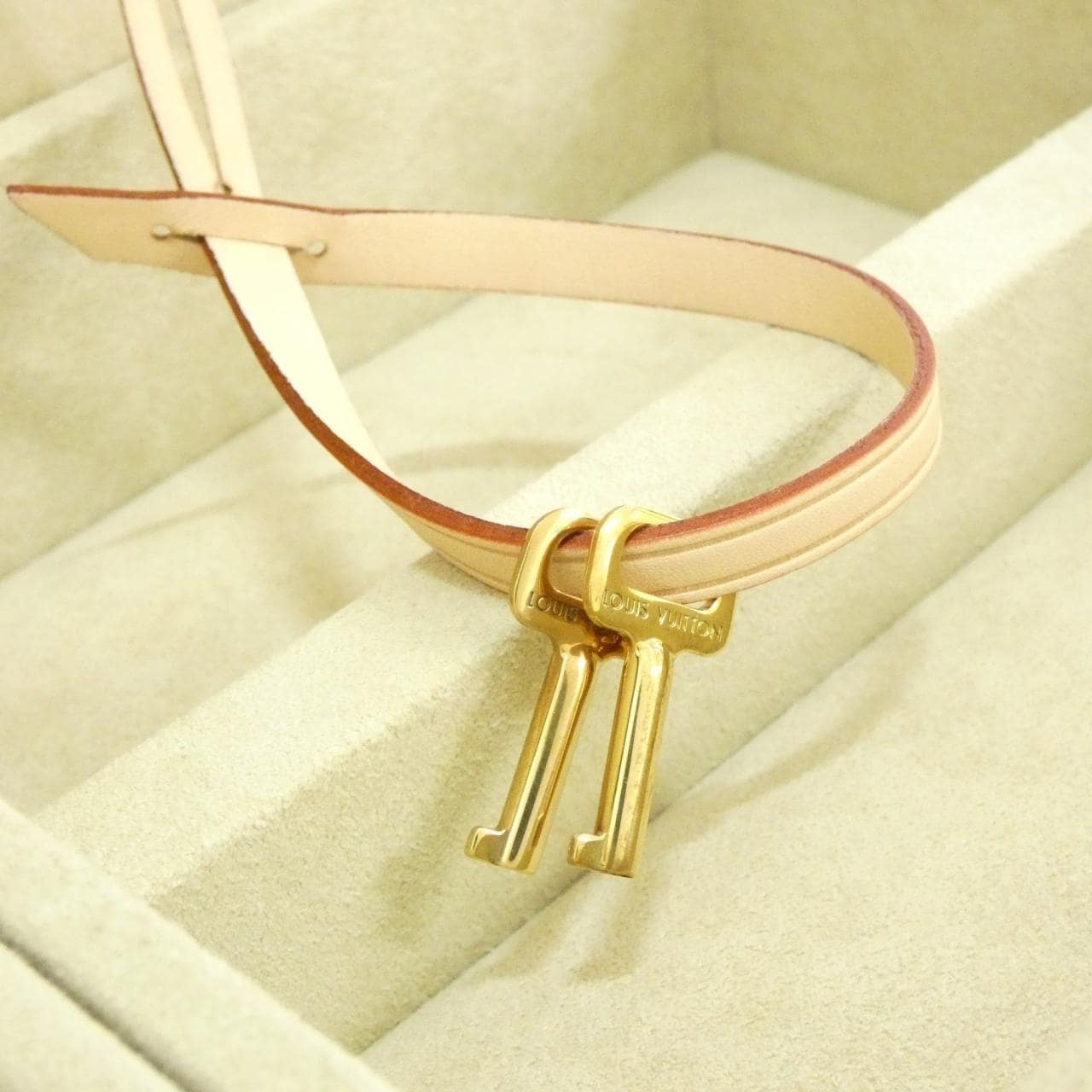 ルイヴィトン モノグラム コフレ アクセソワール M20209 ジュエリーケース