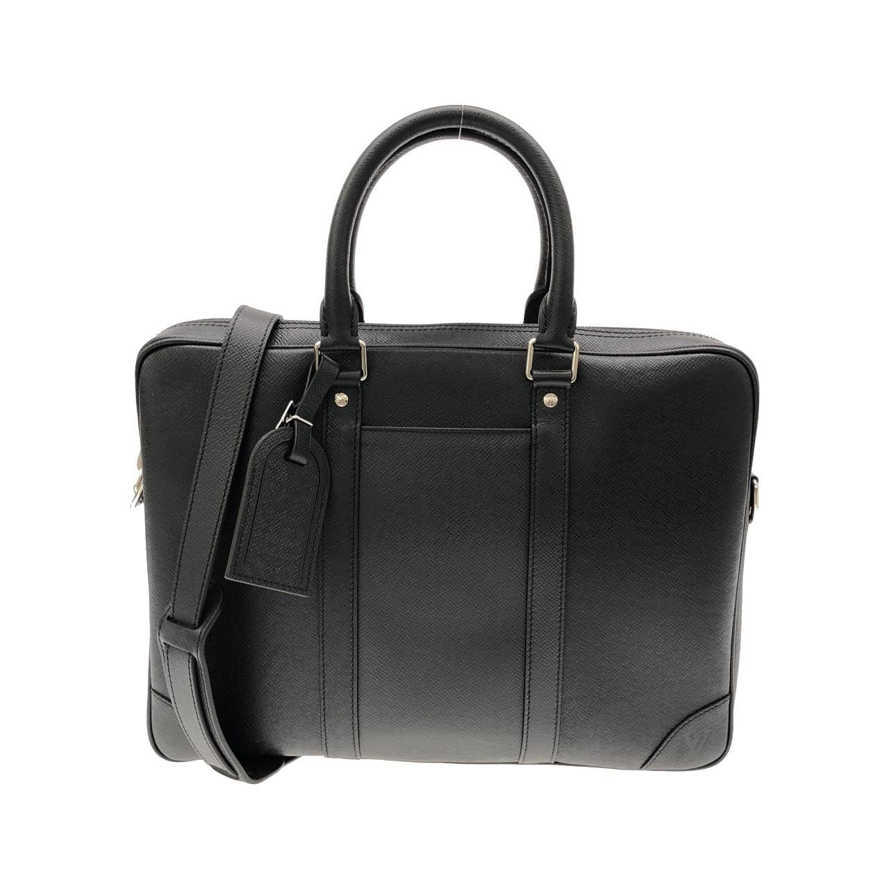 ルイヴィトン タイガ ポルト ドキュマン ヴォワヤージュ M30925 バッグ