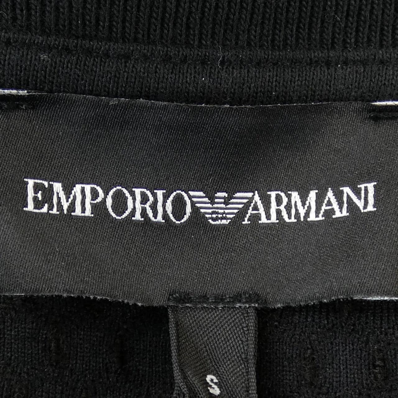 エンポリオアルマーニ EMPORIO ARMANI トップス