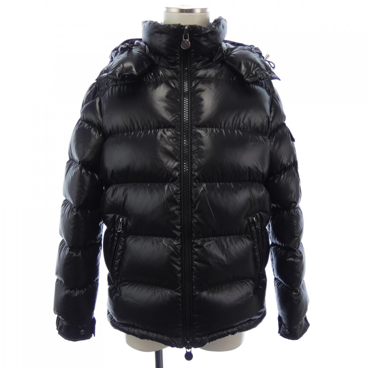 モンクレール MONCLER ダウンジャケット