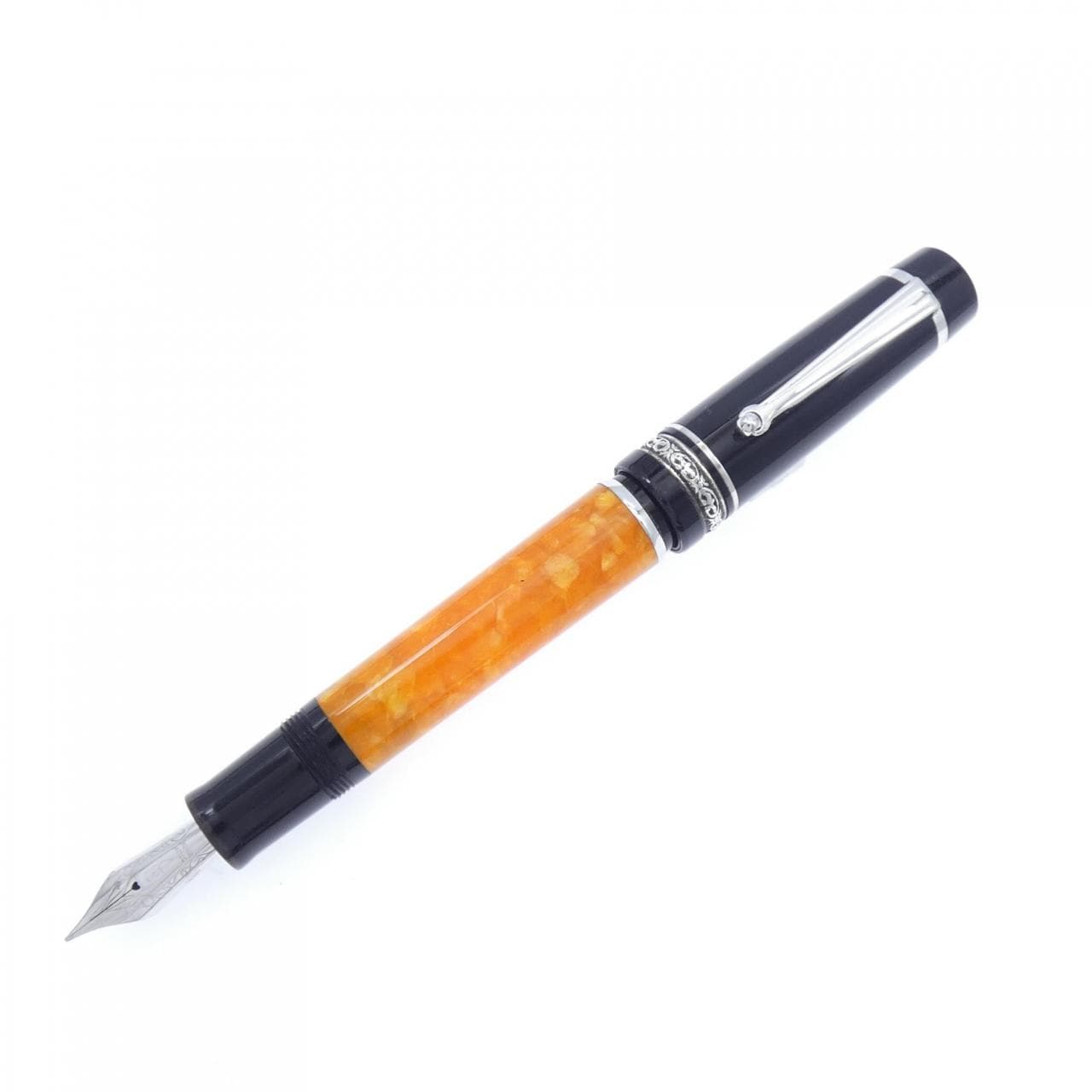 Delta Dolce Vita Medium Fountain Pen