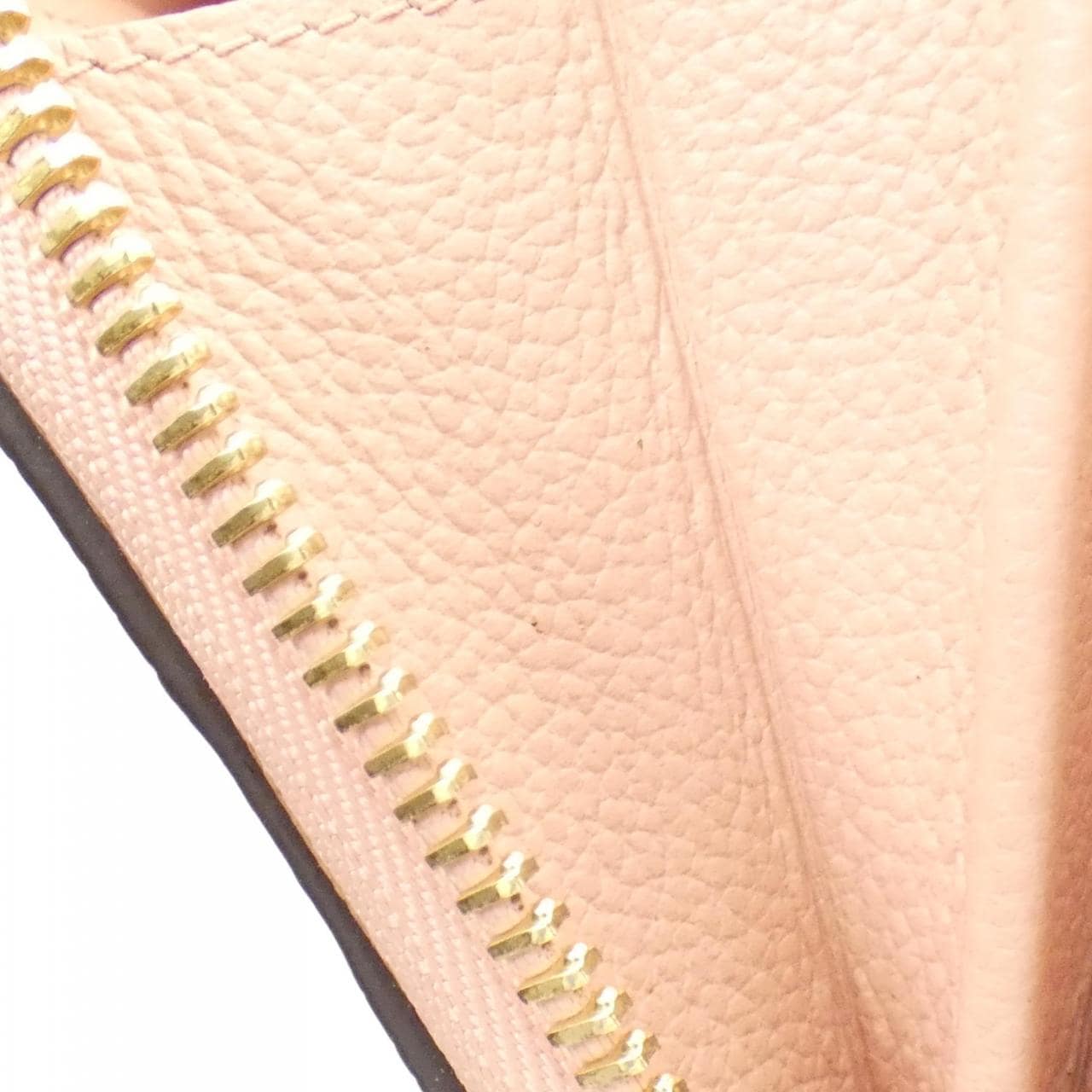 LOUIS VUITTON Monogram Empreinte拉链錢包 M64090 錢包