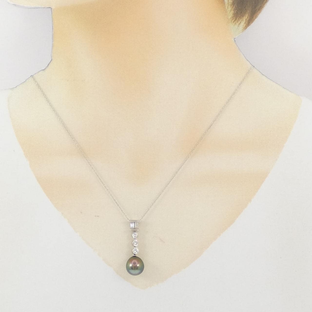 PT900/PT850 黒蝶パール ネックレス