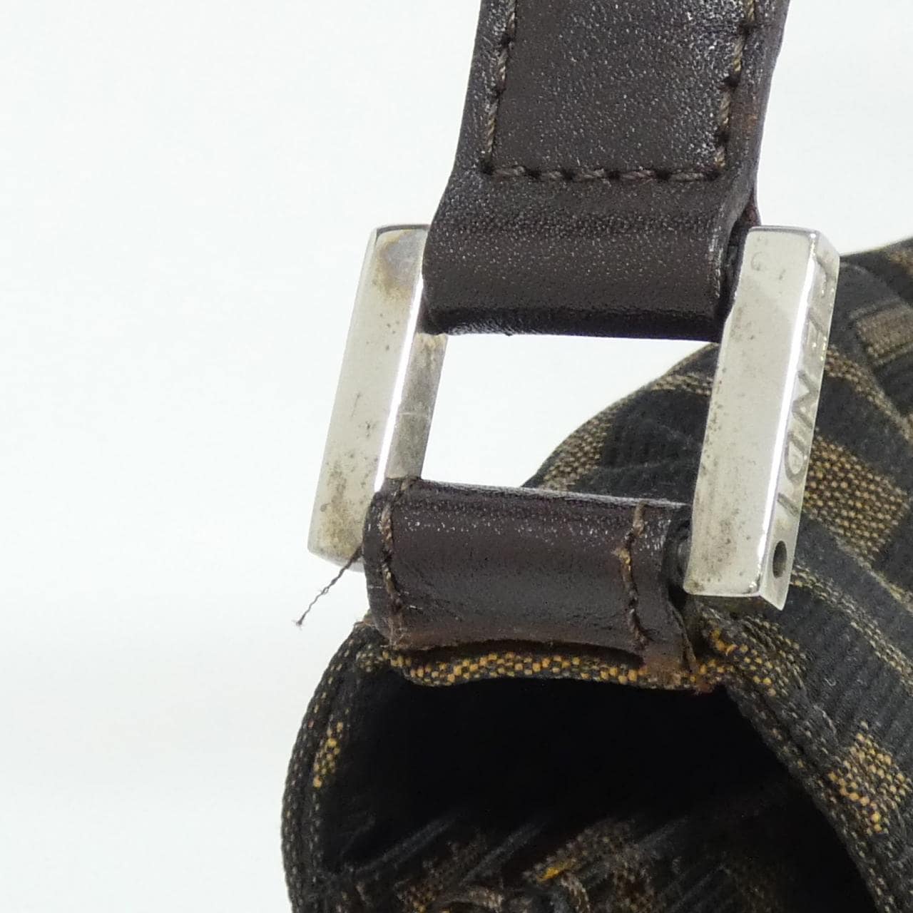 【ヴィンテージ】フェンディ 16322 ショルダーバッグ