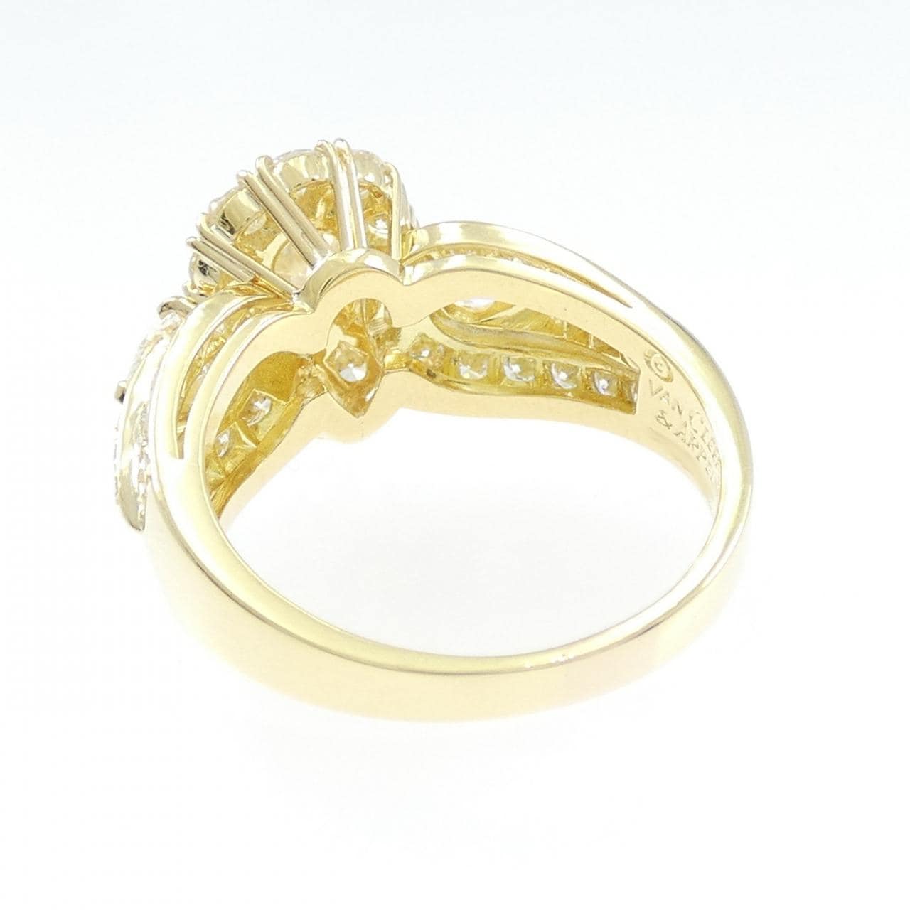 【ヴィンテージ】ヴァンクリーフ&アーペル キャリアン ペアシェイプ リング