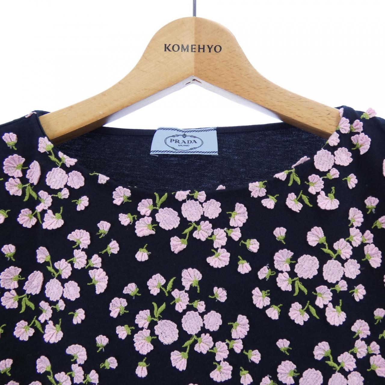 プラダ PRADA トップス