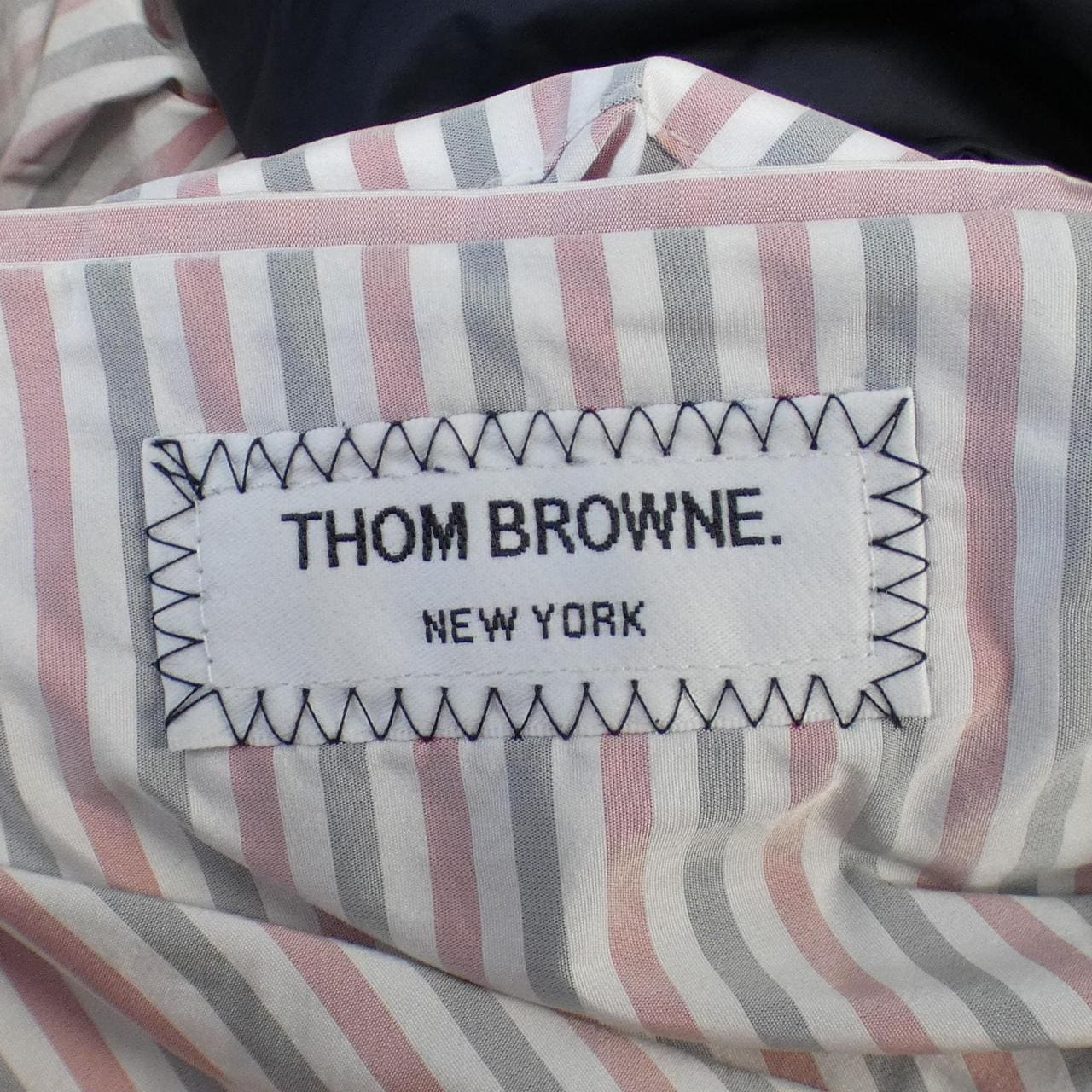 THOM BROWNE羽绒服