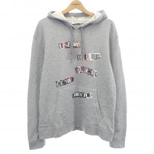 ヴァレンティノ VALENTINO パーカー