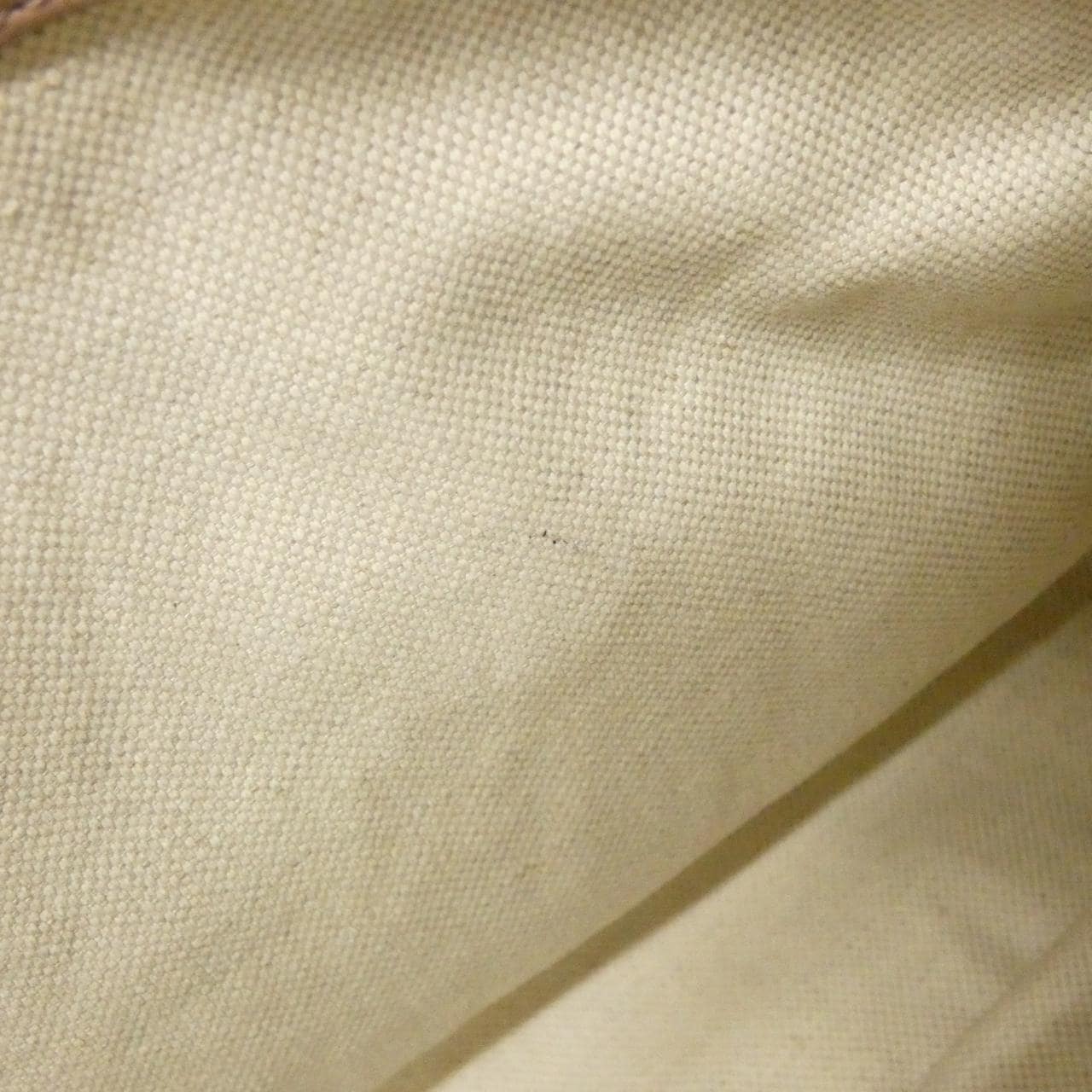 グッチ 336032 A7M0G バッグ