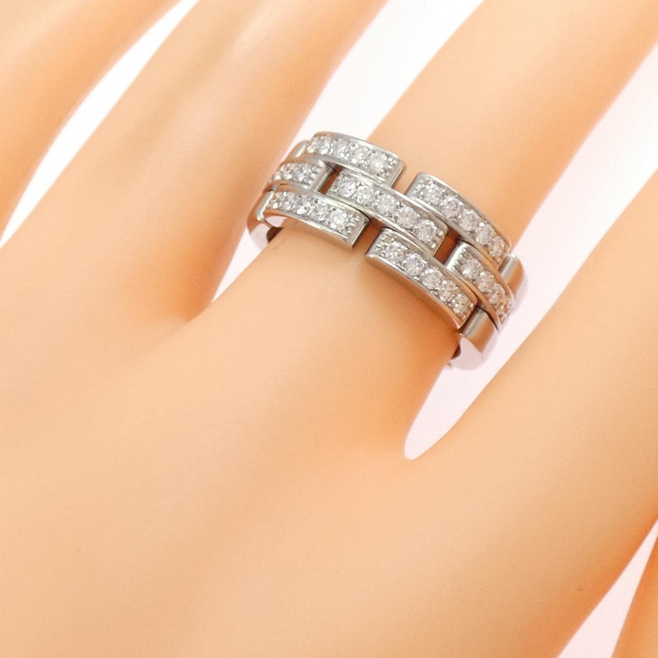 カルティエ マイヨンパンテール ハーフダイヤ リング