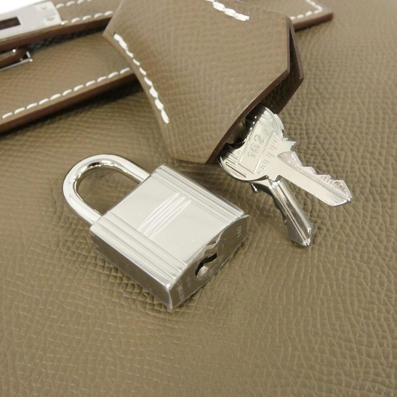 【未使用品】エルメス ケリー 25cm 038416CK バッグ