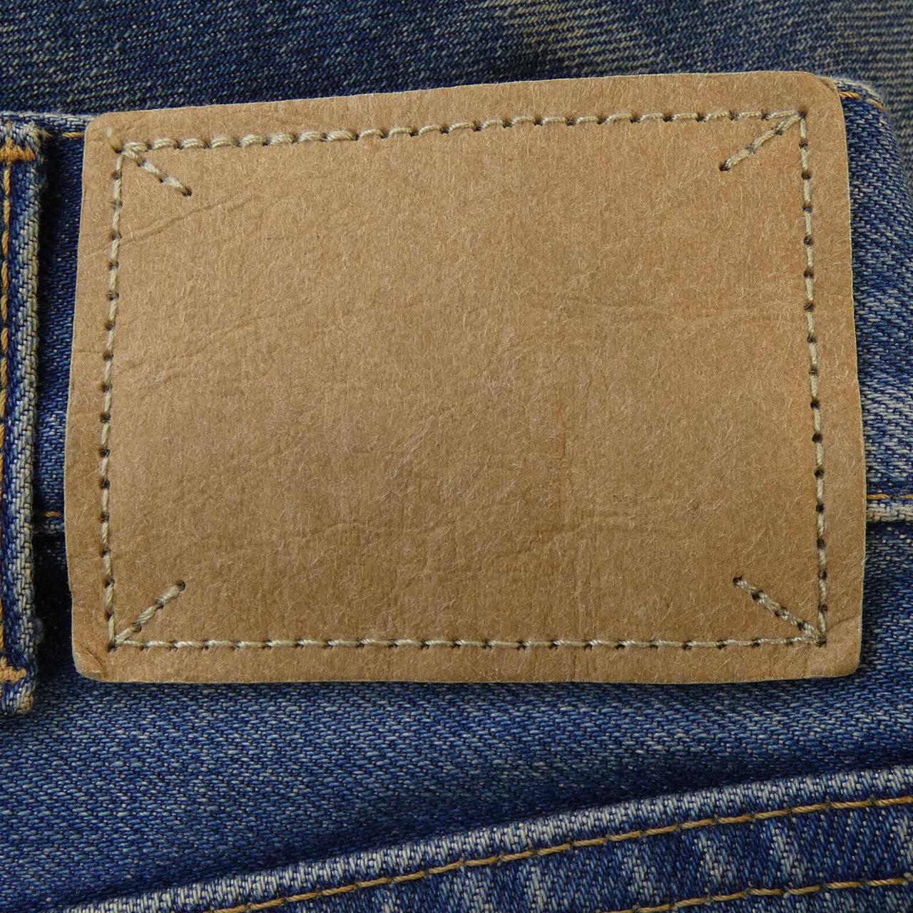 セリーヌ CELINE カートジーンズ トレイルウォッシュ 2N574815V ジーンズ