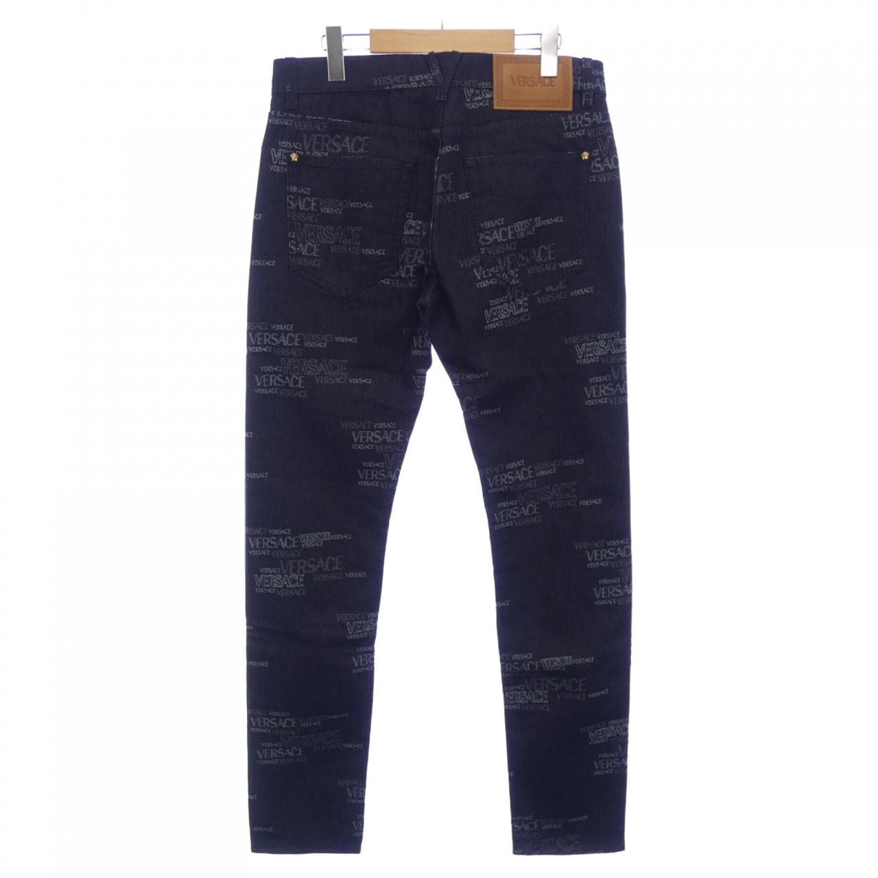 ヴェルサーチェ VERSACE A81832 ジーンズ
