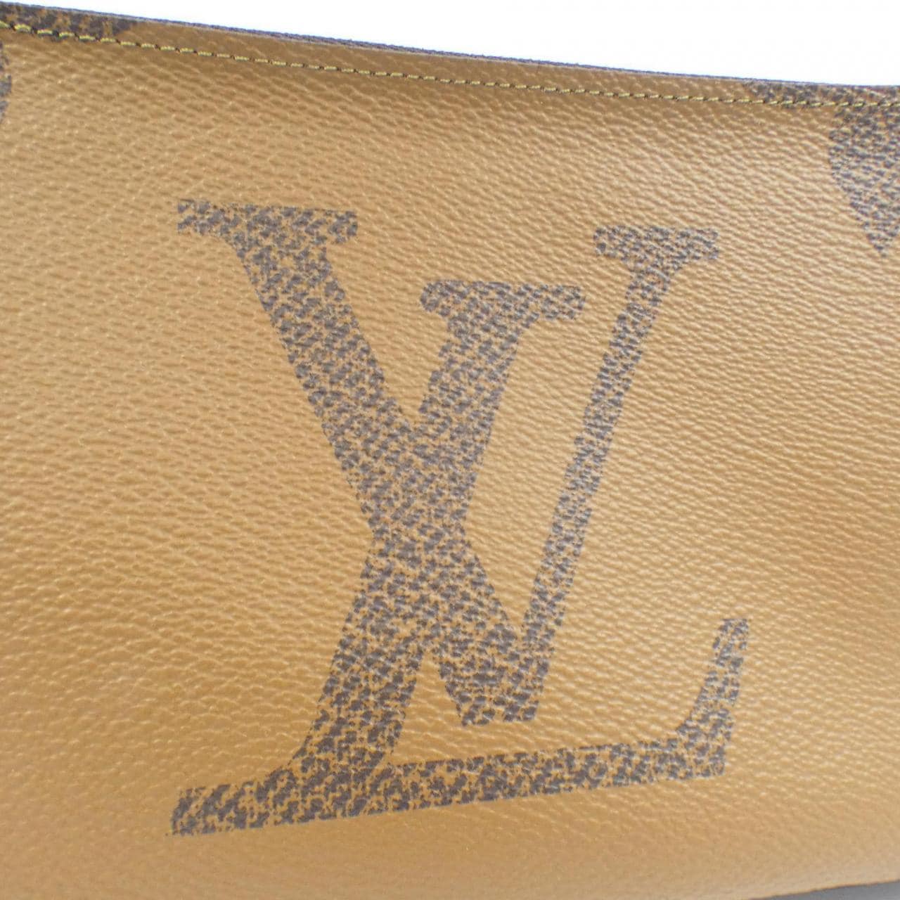 LOUIS VUITTON Monogram Giant Pochette Double Zip M69203 Shoulder Bag