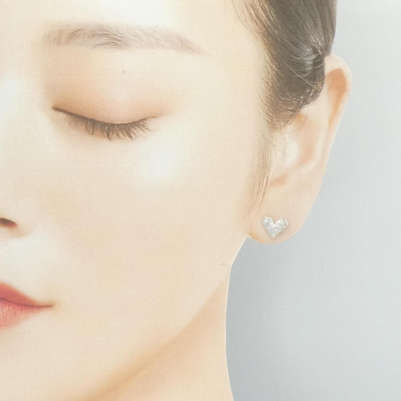 K18WG ハート ダイヤモンド ピアス 0.24CT