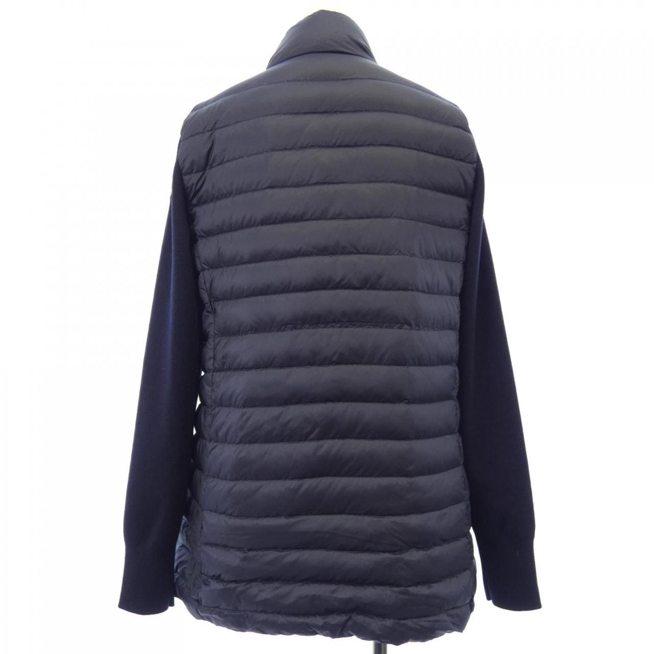 モンクレール MONCLER ダウンジャケット