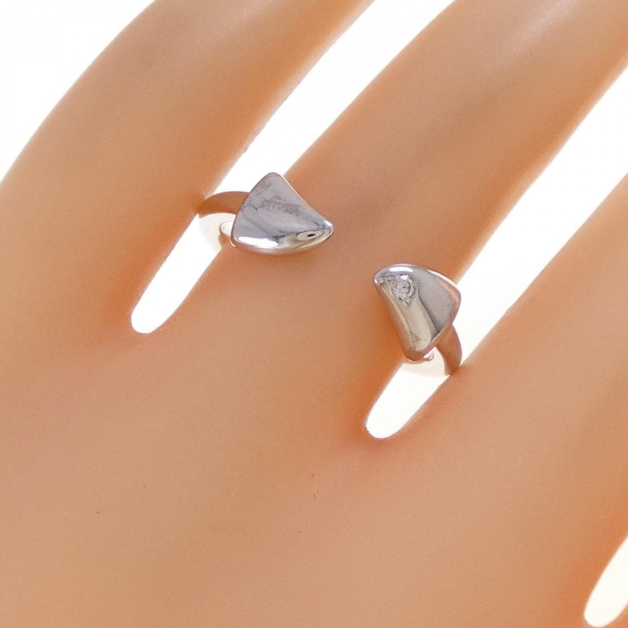 タサキ ダイヤモンド リング 0.01CT