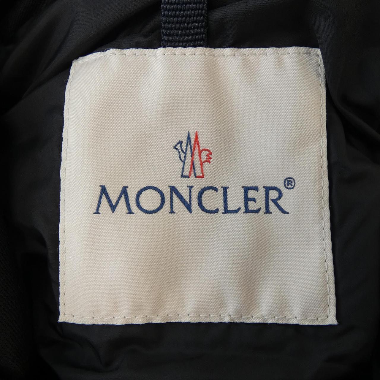 モンクレール MONCLER RYAN ダウンジャケット
