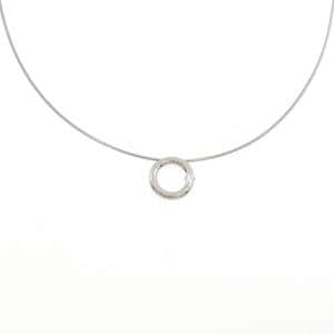 ニーシング ダイヤモンド ネックレス