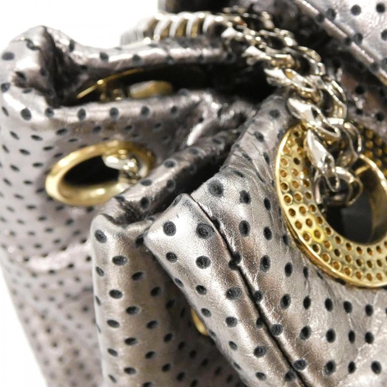 シャネル ショルダーバッグ