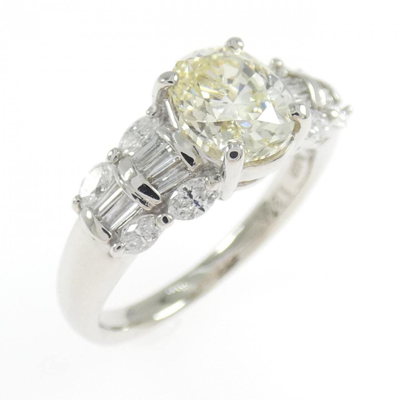 PT900 ダイヤモンド リング 1.349CT