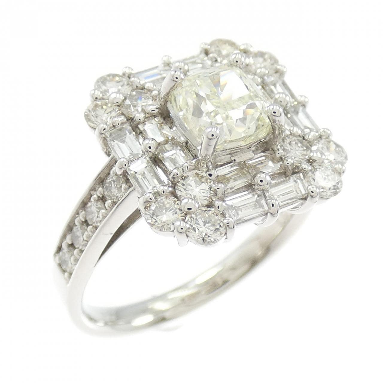 PT900 ダイヤモンド リング 1.011CT