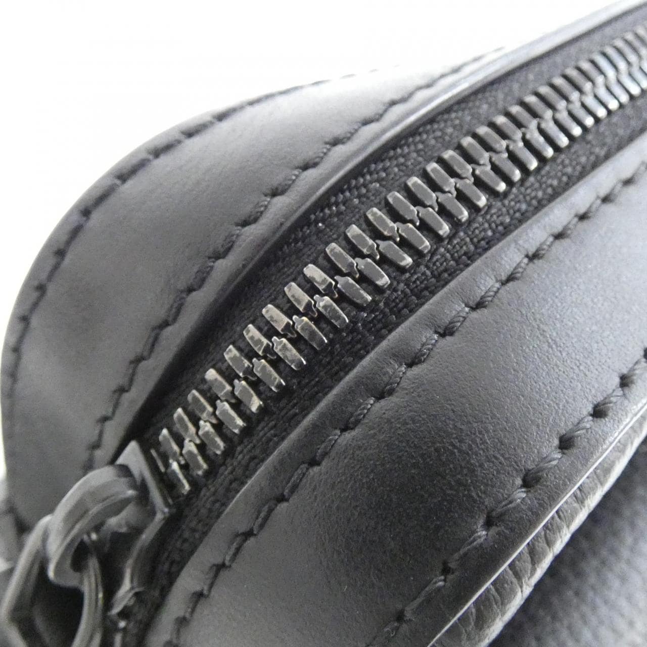 ルイヴィトン LVアエログラム ファストライン メッセンジャー M22482 ショルダーバッグ