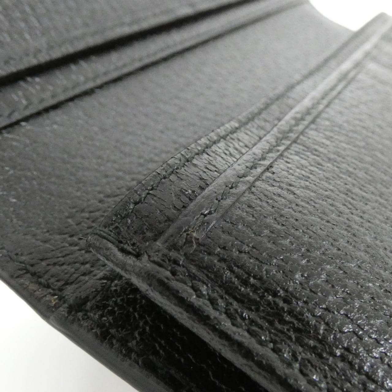 グッチ GG MARMONT 428740 DJ20T 財布