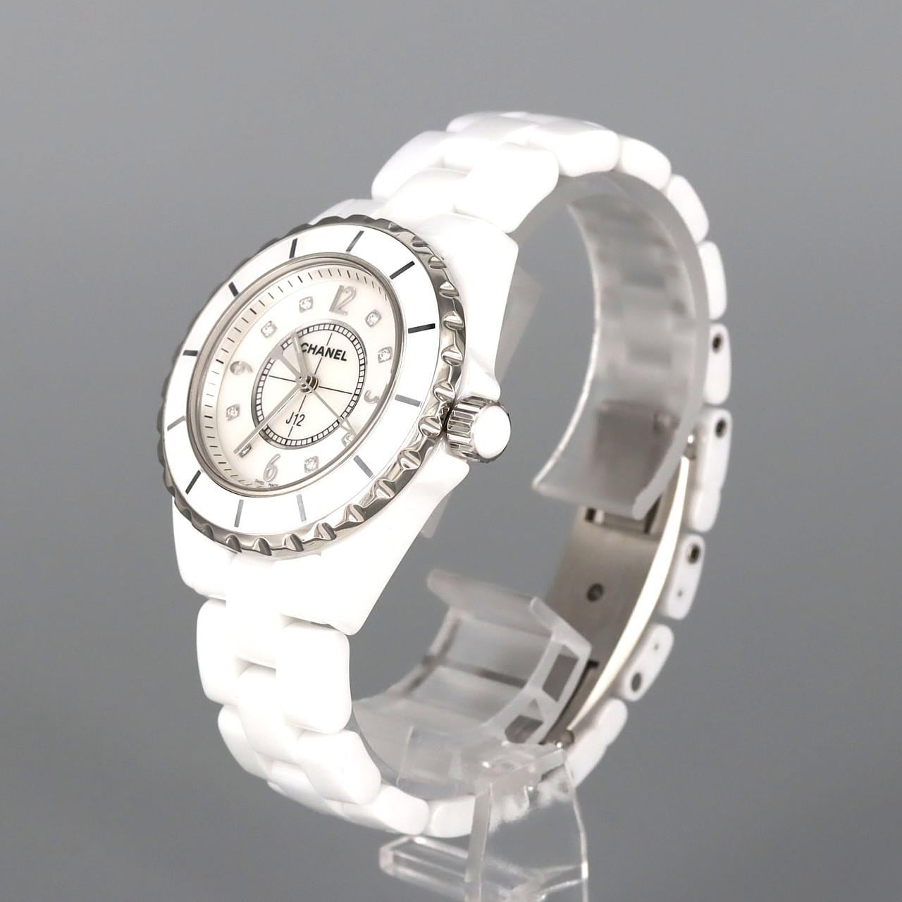 シャネル J12 33mmセラミック･8P H2422 セラミック クォーツ