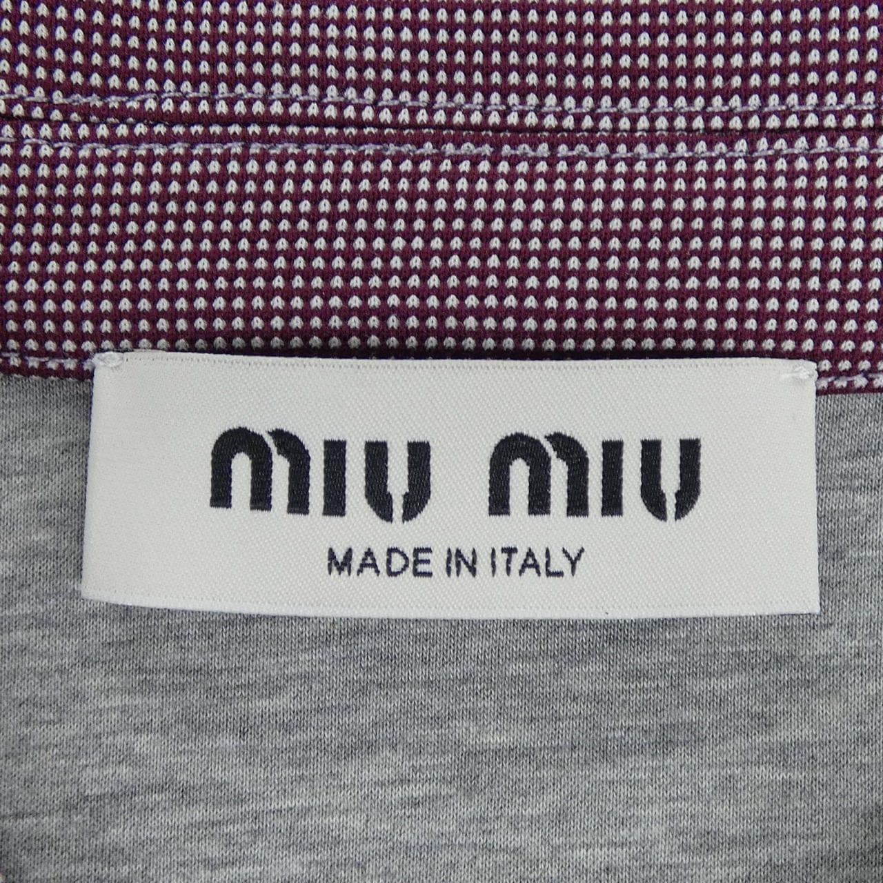 ミュウミュウ MIU MIU MIU MIU ロゴパッチ MJNA28 SOOO 19R6 トップス