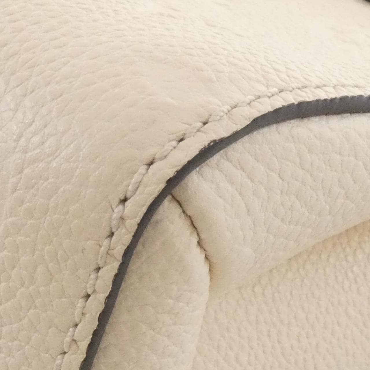 ルイヴィトン モノグラム アンプラント ヴァヴァンBB M44553 ショルダーバッグ