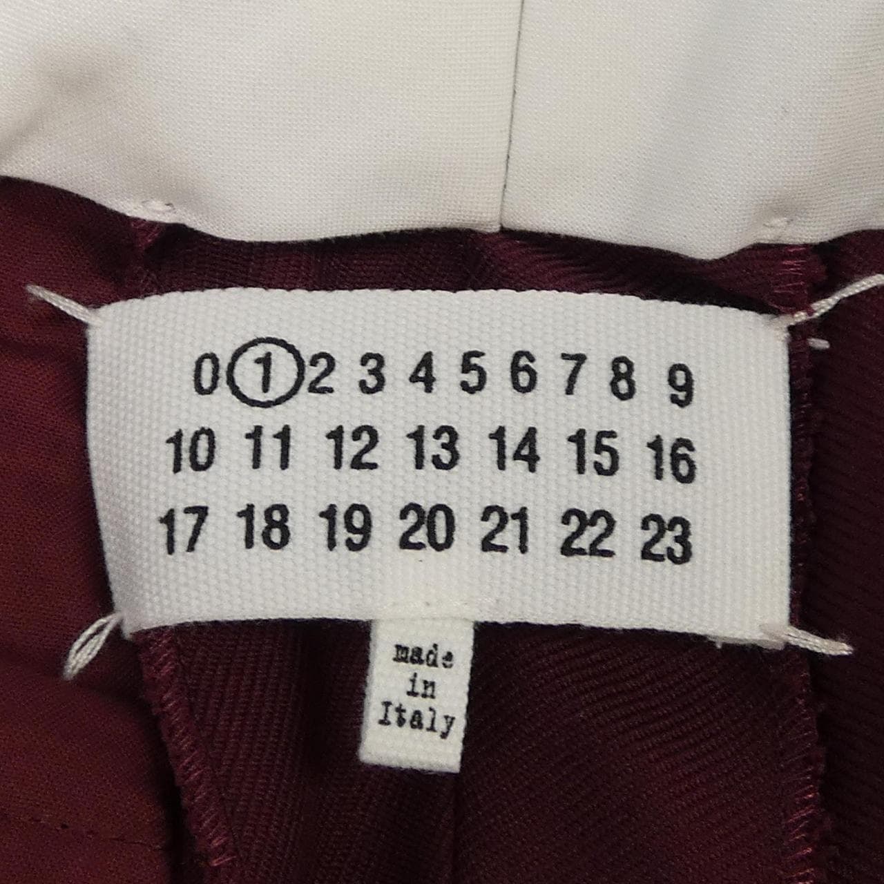 メゾンマルジェラ Maison Margiela パンツ