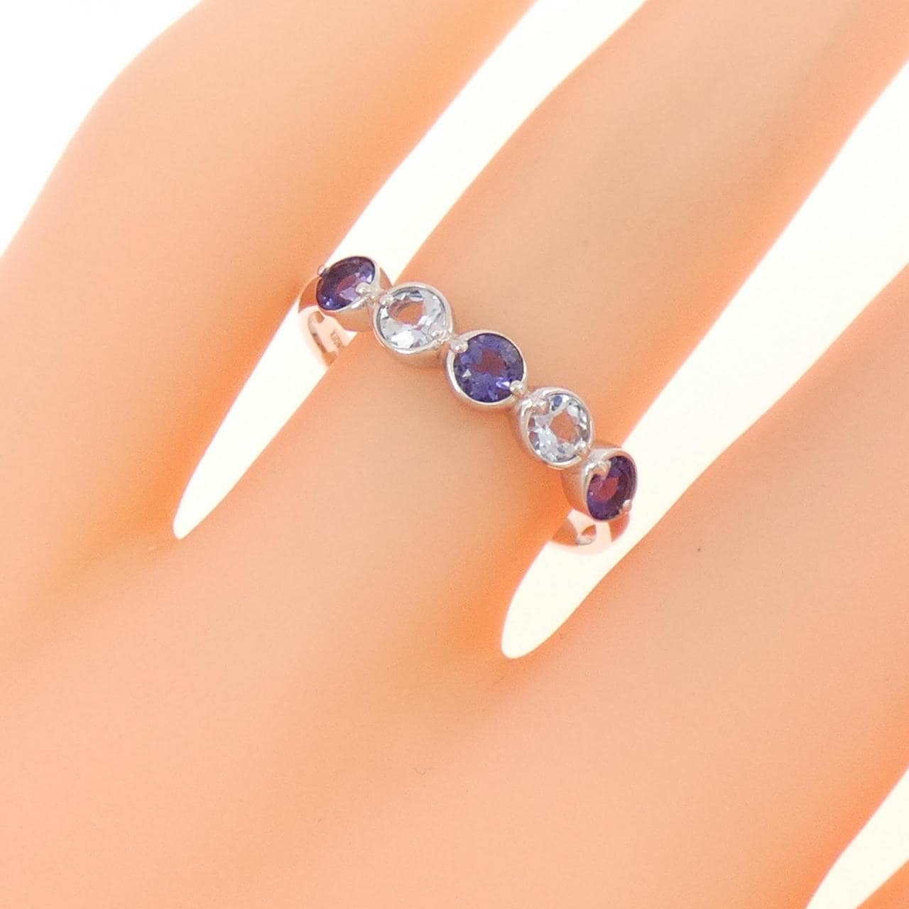K10WG Aquamarine ring