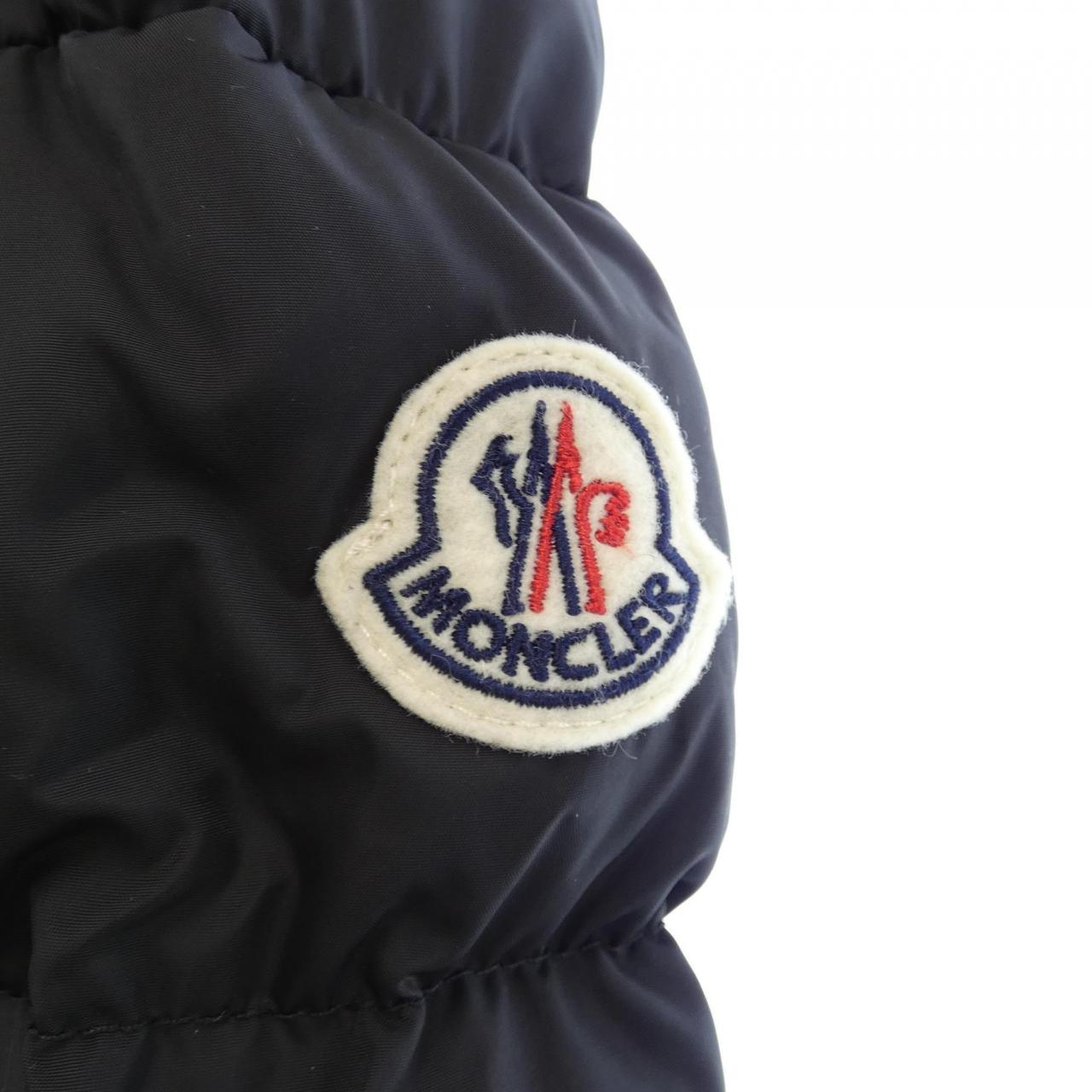 モンクレール MONCLER ダウンジャケット