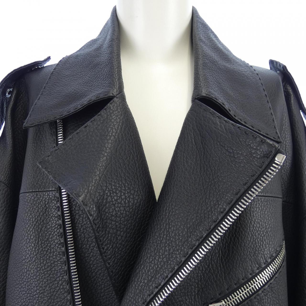 フェンディ FENDI FPJ106 APRQ レザージャケット