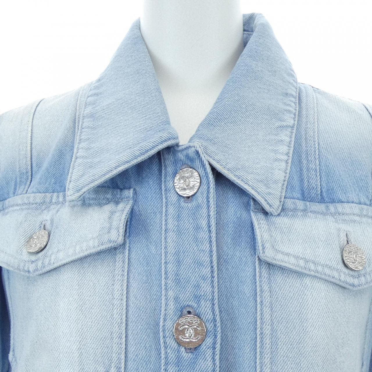 シャネル CHANEL LOOK22 P76208V68528 デニムジャケット